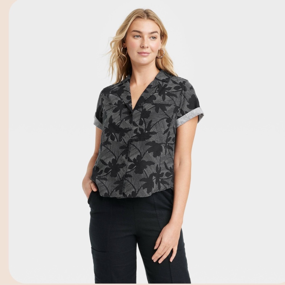 Universal Thread Black Floral Linen Button Up Shirt Medium NWT